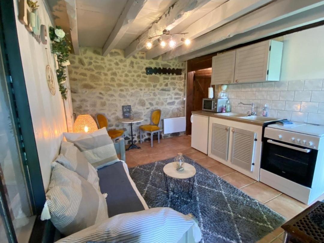 Gite Le Onze Beauval Saint-Dizier-Leyrenne Extérieur photo
